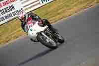 Vintage-motorcycle-club;eventdigitalimages;mallory-park;mallory-park-trackday-photographs;no-limits-trackdays;peter-wileman-photography;trackday-digital-images;trackday-photos;vmcc-festival-1000-bikes-photographs